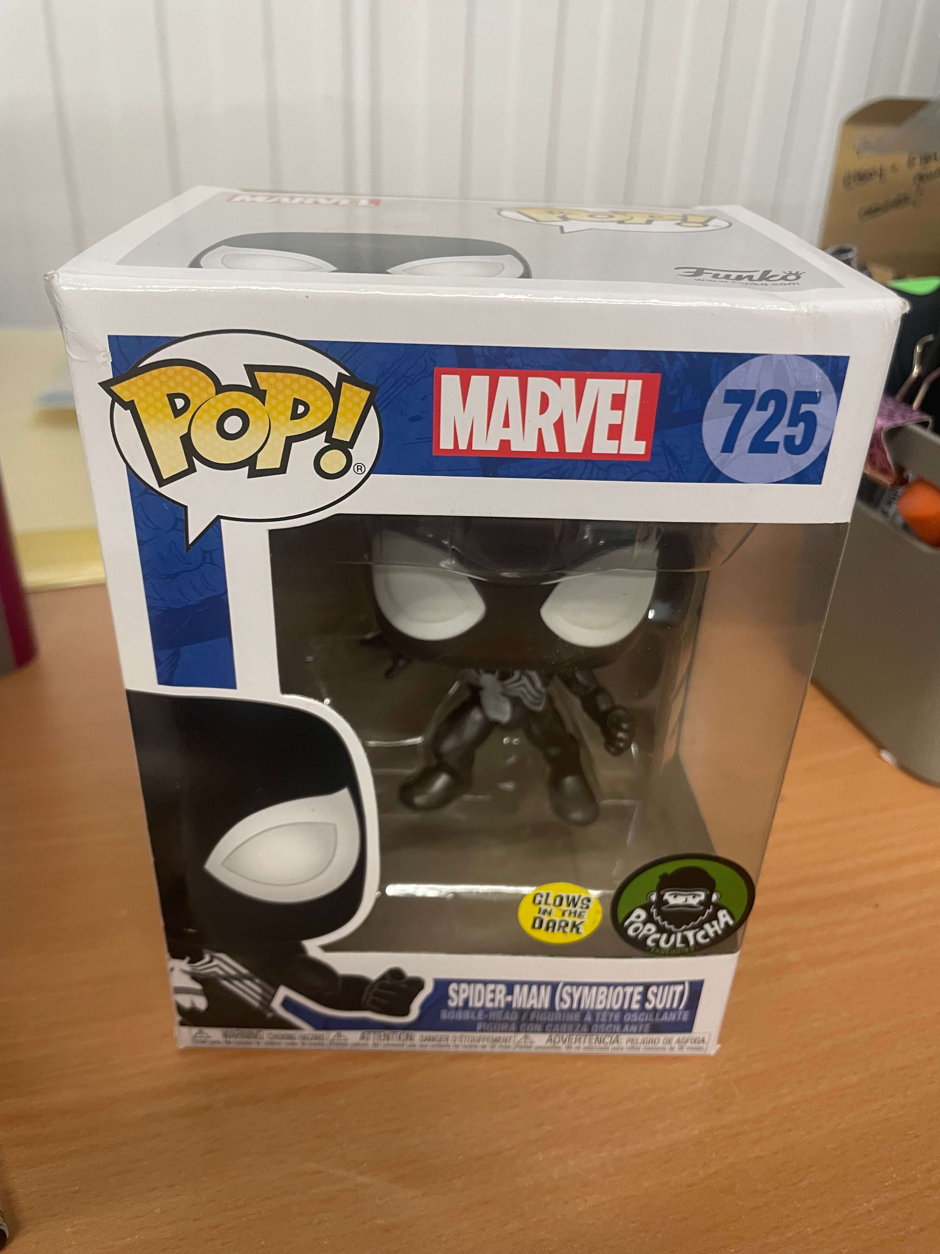 Funko Pop! Marvel: Spider-Man in Symbiote Suit (Glow in the Dark